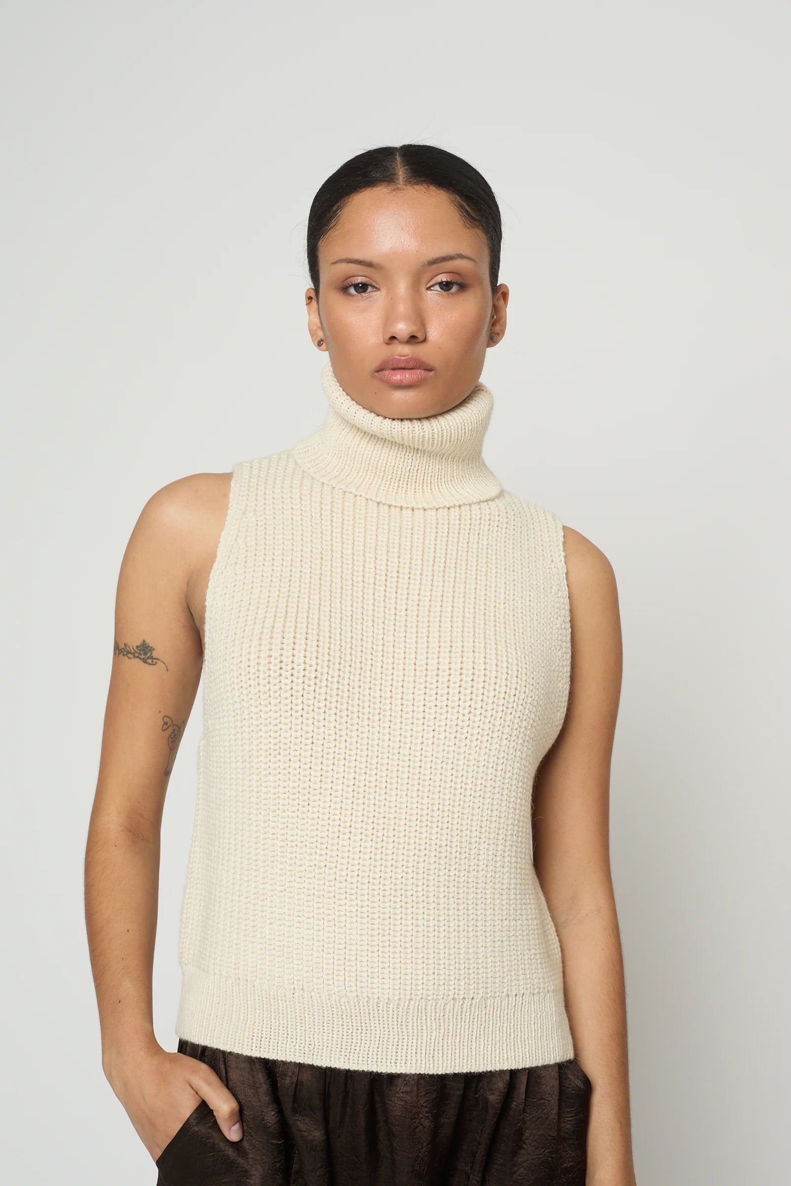 Emmen Vest
