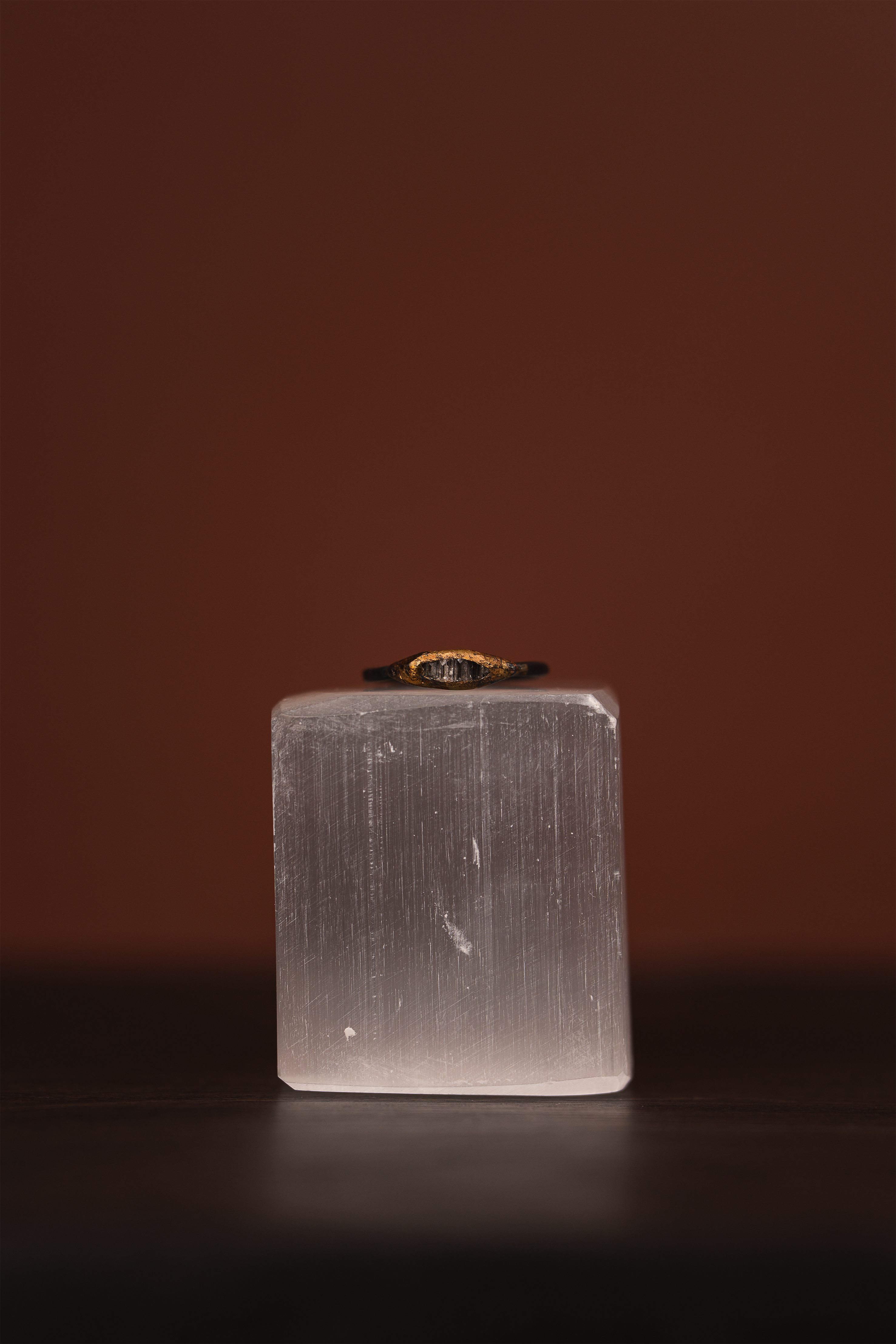 Cognac rose cut diamond band mini Ring