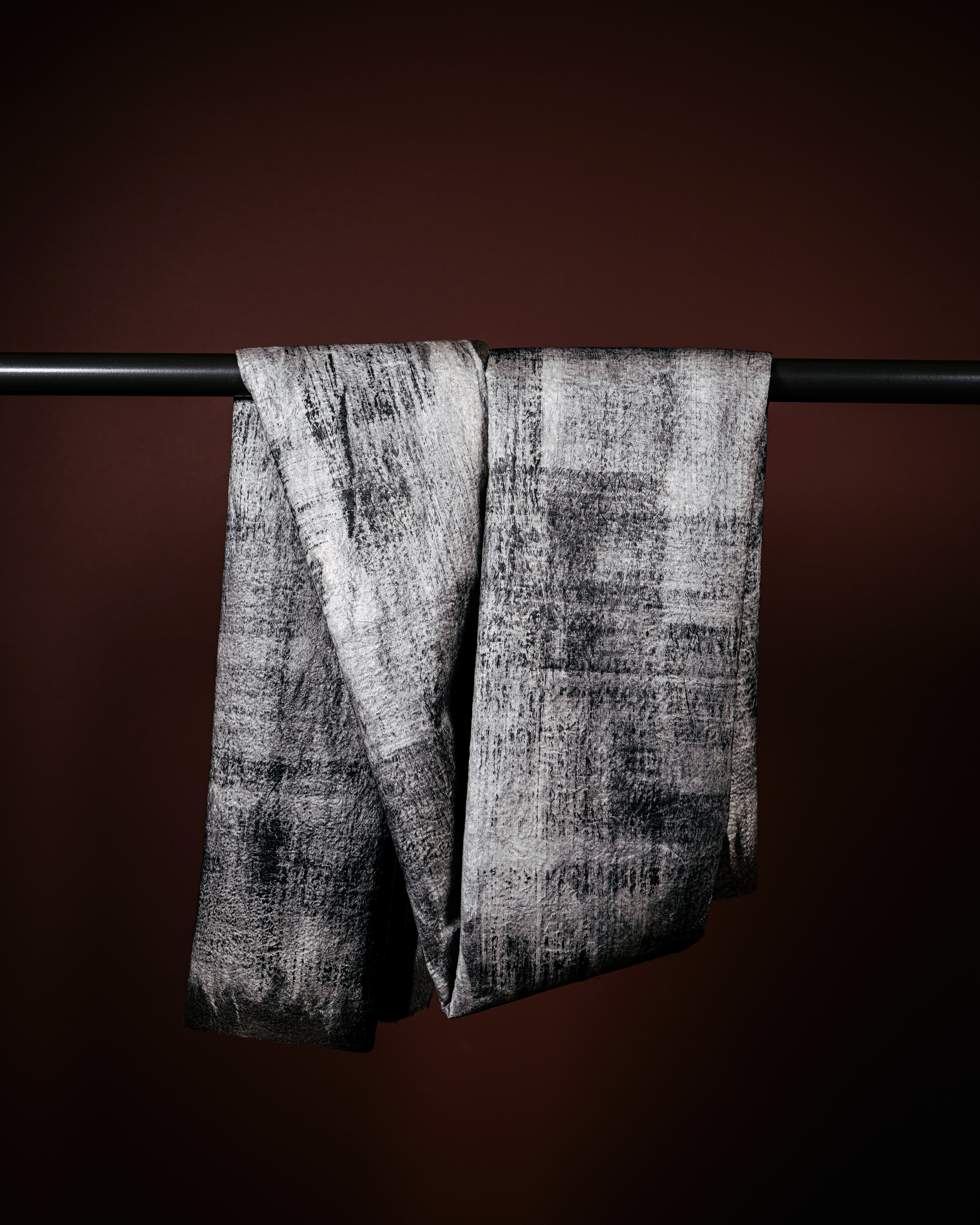 Painting 300 L Dark Brown Scarf