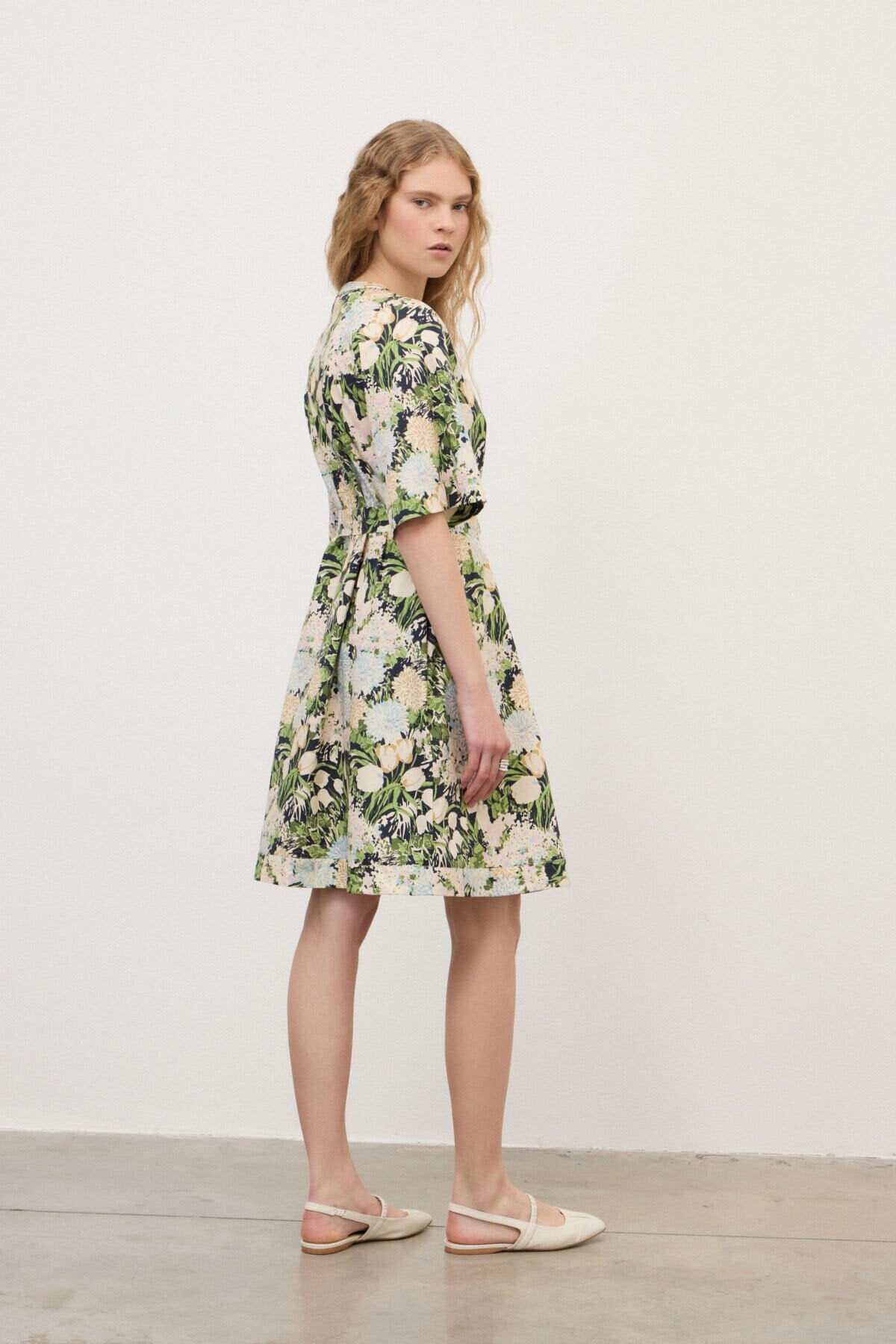 Short cotton dress